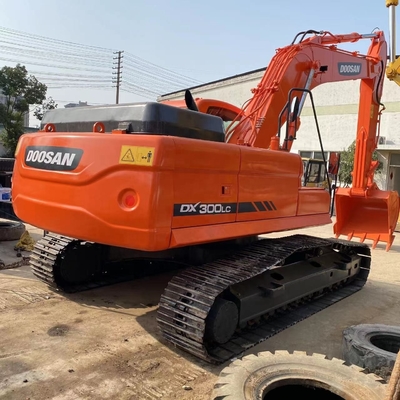 Used Doosan DX300LC Excavator with 2020 Year and 178/kw Power in Good Condition