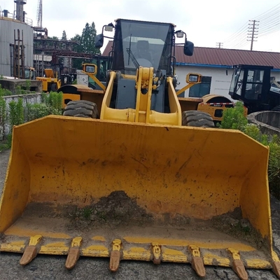Used Komatsu WA320-5 Front Loader with Low Working Hours 0-2000 in Great Condition