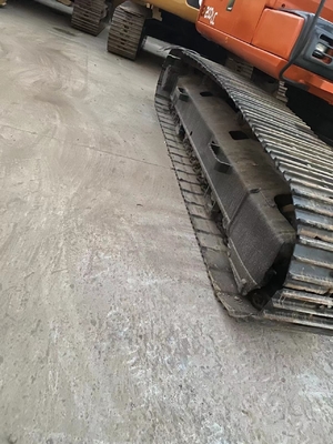 Good Condition 20T Hitachi EX200-5 Excavator with Original Japan Engine in Shanghai