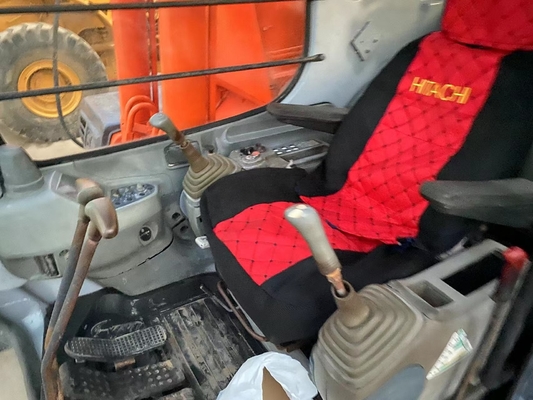 Good Condition 20T Hitachi EX200-5 Excavator with Original Japan Engine in Shanghai