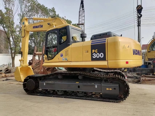 Used Komatsu PC300 Crawler Machine with Low Fuel Consumption and Low Emission