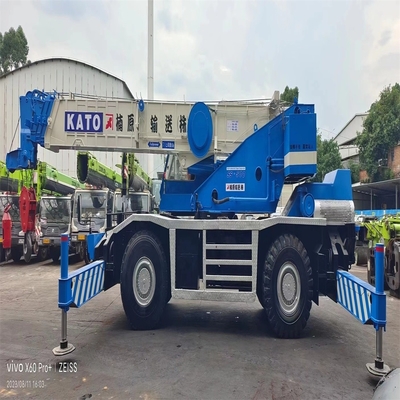 Kato Crane KR-450V 45 Ton Crane with Original Color and Low Working Hours