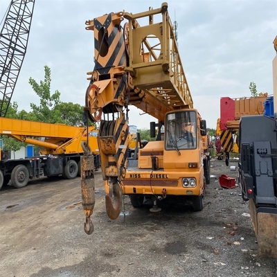 Shanghai TADANO 50T Truck Crane with Original Color and Low Working Hours 0-2000