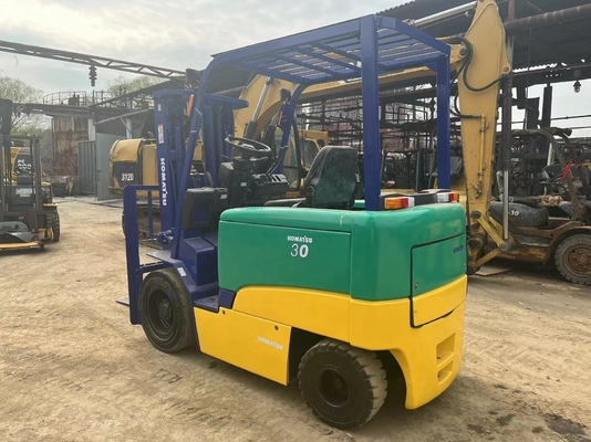 3ton Hydraulic Forklift Komatsu FD30 Secondhand Japan Made Mini Forklift for Lifting