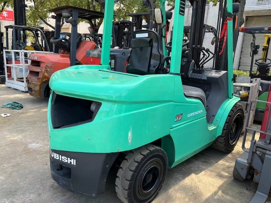 122mm Fork Width Mitsubishi FD35 3.5TON Secondhand Diesel Engine Pallet Lifting Truck