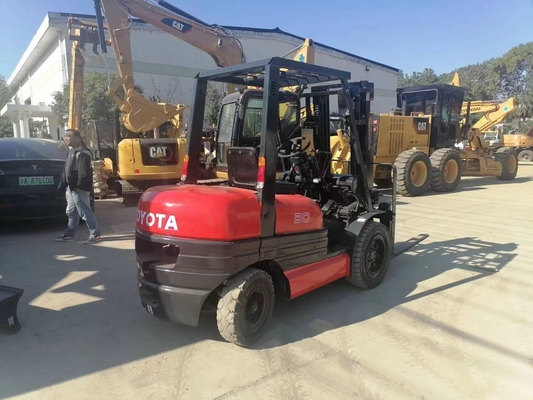 Max. Lifting Load 3TON Diesel Japan Original TOYOTA FD30 Forklift Pallet Lifting Truck