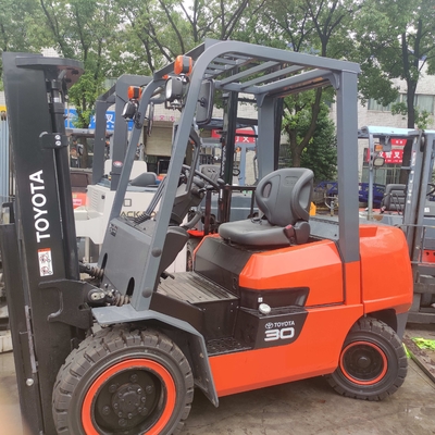 3000 KG Year 2023 TOYOTA Japan Made FDZN30 3 TON Forklift Diesel Pallet Lifting Truck