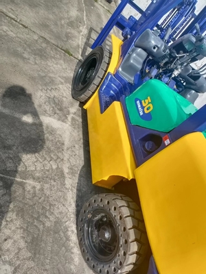 KOMATSU FD30 3ton Forklift Used Mini Pallet Lifting Truck for Warehouse Container