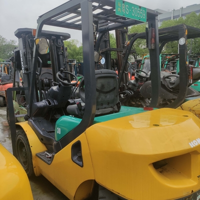 3000 KG Weight KOMATSU FD30 3 TON Pallet Lifting Truck on for Warehouse Container