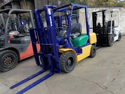 KOMATSU FD30 3ton Forklift Truck with Manual Operation and Nice Performance on Hot Sal