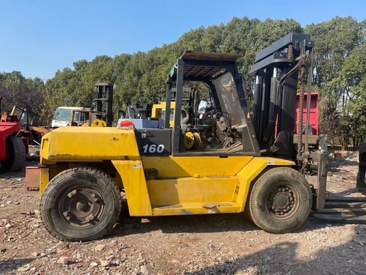 Heavy Equipment KOMATSU Forklift FD160 with 16ton Capacity in Excellent Working Condition