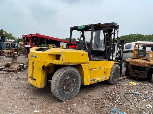 Heavy Equipment KOMATSU Forklift FD160 with 16ton Capacity in Excellent Working Condition
