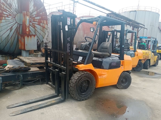 Excellent Working Condition 3 Ton Toyota FD30 Mini Forklift Truck for Heavy Equipment