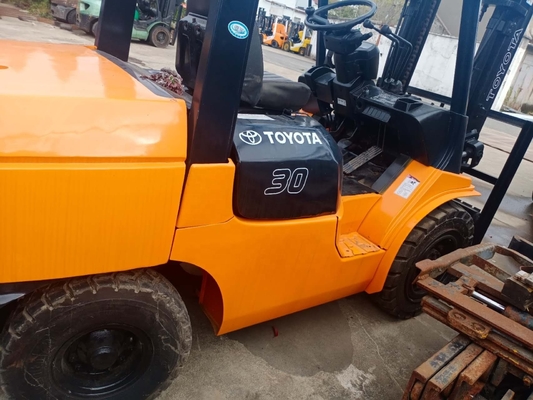Excellent Working Condition 3 Ton Toyota FD30 Mini Forklift Truck for Heavy Equipment