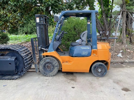 Advantages High Working Efficiency TOYOTA FD20 2 Ton Diesel Forklift from Japan 2023