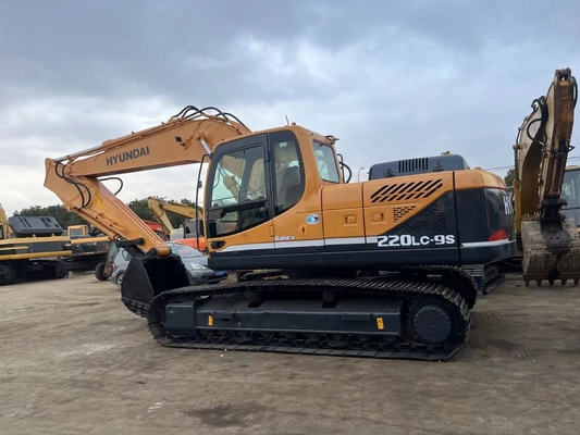 Used Hyundai Excavator 220lc-9s EPA Engine Shanghai 22T Crawler Digger at Affordable