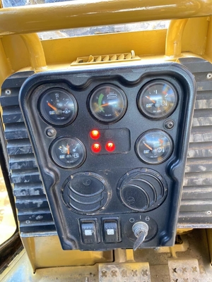 CAT D4G Bulldozer Original Japan Bulldozer with 1.92m3 Dozing Capacity and 80KW Power