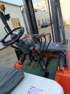 Original Color 3 Ton Second-hand HELI CPCD30 Diesel Forklift in Perfect Working Condition