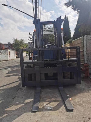 Good Condition TCM 6ton Used Forklift with 6000 KG Machine Weight and Wheels