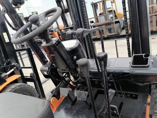 Dependable Hangcha H30 Hangzhou Diesel Used Forklift with 5570 KG Weight