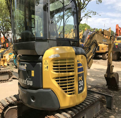 3000 KG Komatsu 3T Forklift in Good Condition with Low Working Hours