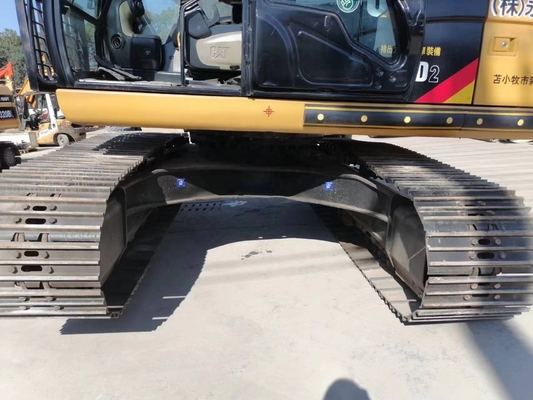 Good Working Digger CAT 320d2 Excavator with 6970.1mm Vertical Wall Digging Depth