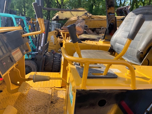 Original 100% Japan Caterpillar CAT D4C bulldozer with good performance and affordable