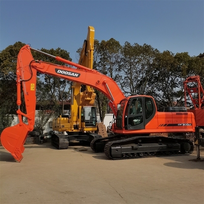 DOOSAN DX300LC Second Hand Excavator with 0-2000 Working Hours and Hydraulic Stability
