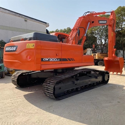 DOOSAN DX300LC Second Hand Excavator with 0-2000 Working Hours and Hydraulic Stability