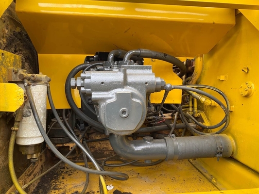 Used Komatsu PC200-6 Excavator with Advanced Hydraulic System 19400 KG Machine Weight