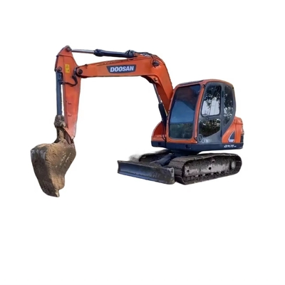 Doosan DX75 Used Excavator with Original Paint and High Operating Efficiency in Japan