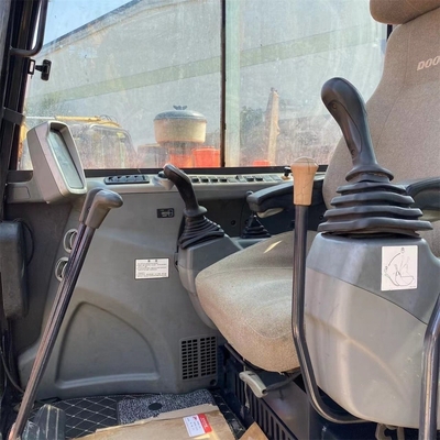 Affordable Doosan Excavator DX55 with Original Paint and 5.5TON Operating Weight