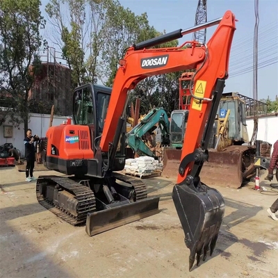 Affordable Used Doosan Dx60 6 Tons Crawlerl Excavator In Shanghai Excellent Condition