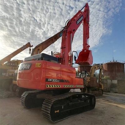 Doosan DX300LC Crawler Excavator with 1M³ Bucket Capacity and Other Hydraulic Valve
