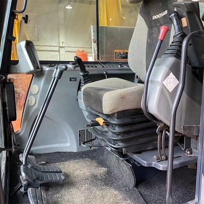 Doosan Second-hand Excavator Used Crawler Excavator with Hydraulic Thumb and Durable