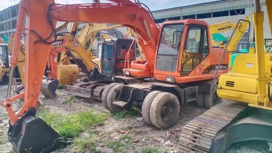 DOOSAN DH150w-7 Wheel Excavator Original Paint and 16000 KG on Stock for Construction