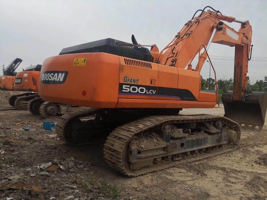 High Operating Efficiency Doosan 500LC Crawler Excavator with Original Paint in Japan