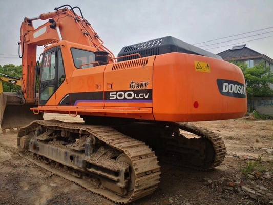 High Operating Efficiency Doosan 500LC Crawler Excavator with Original Paint in Japan