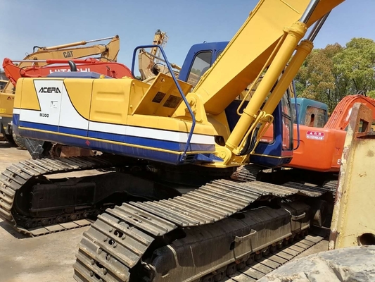 Good Condition Kobelco SK200 Secondhand Crawler Excavator with 1.2M³ Bucket Capacity