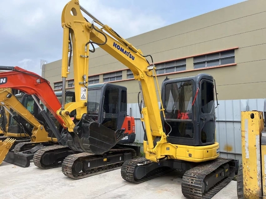 Komatsu PC40 Excavator Secondhand 4ton Crawler Chain Digger with Good Performance