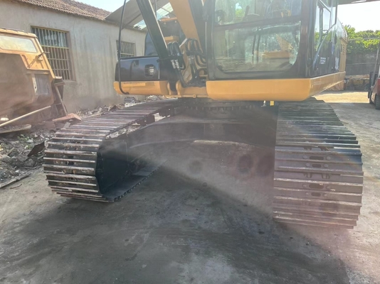 Used Crawler Excavator Japan Original Paint Caterpillar 320CL 114kW for Your Moving Needs