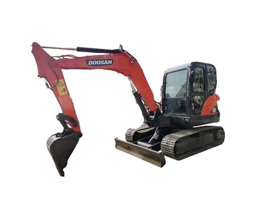 Doosan DX60 Second-hand Excavator with 6TON Operating Weight in Excellent Condition