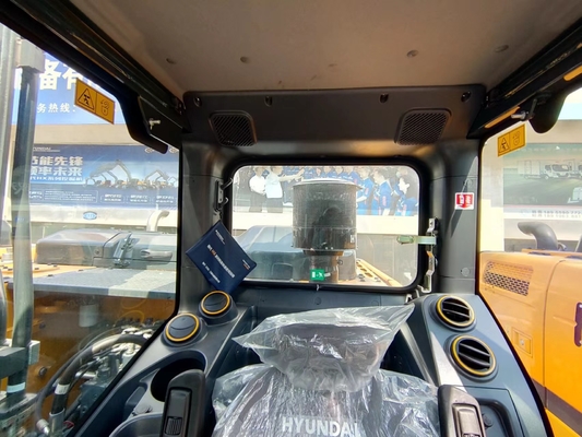 Used Hyundai HX220L Excavator 22 Ton Crawler Machine in Excellent Condition