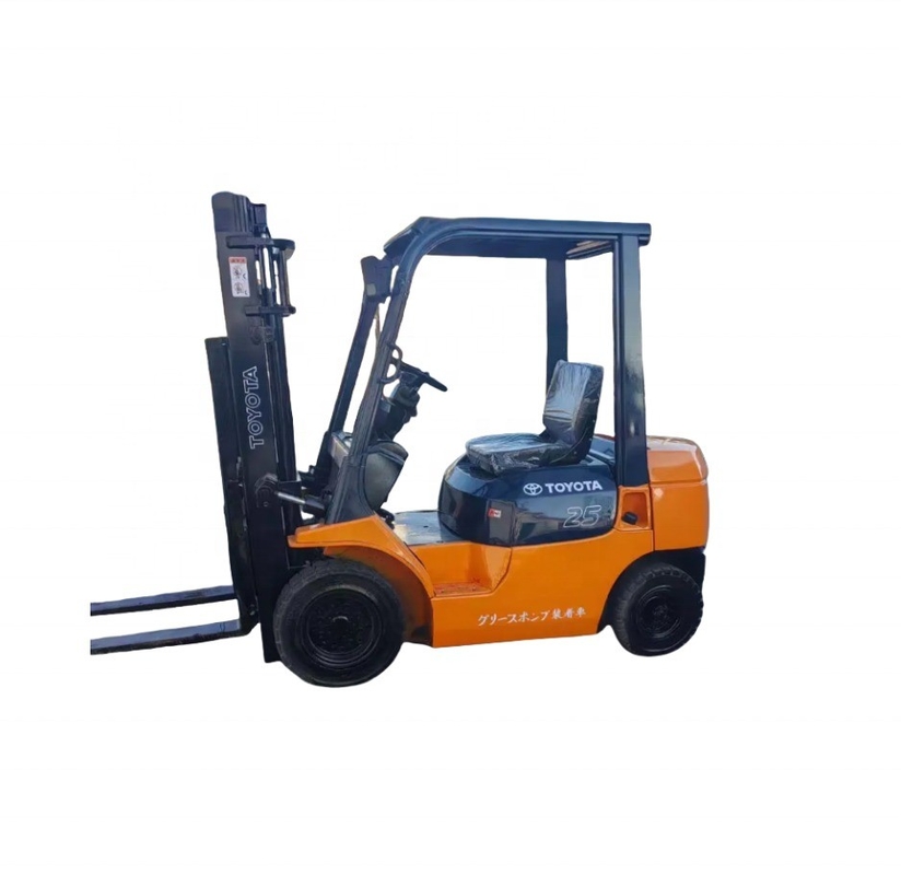 TOYOTA FD25 Forklift Diesel Pallet Lifting Truck for Food Beverage within Your Budget