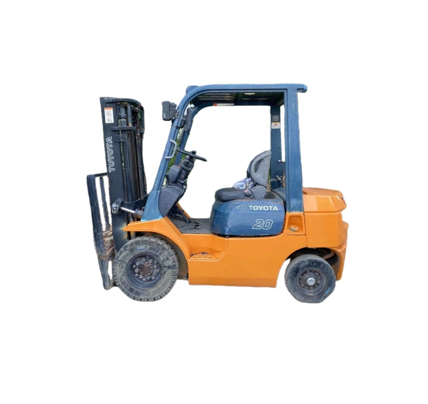 Advantages High Working Efficiency TOYOTA FD20 2 Ton Diesel Forklift from Japan 2023