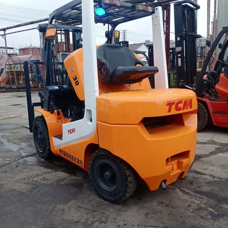 2017 Used TCM 3 Ton Diesel Forklift Truck with Original Engine from Japan