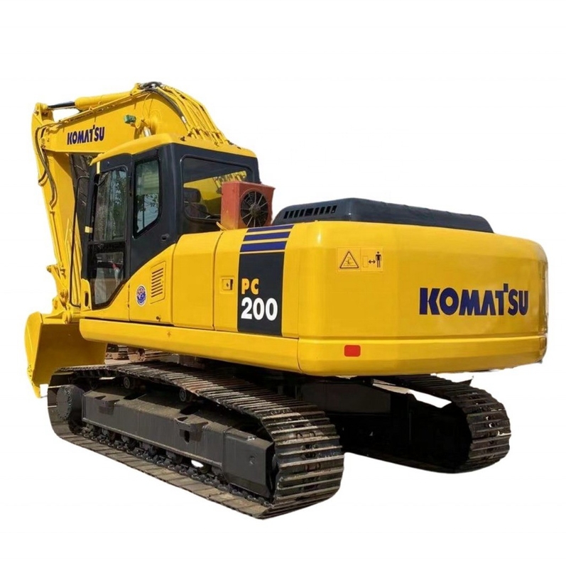 20ton digger in Shanghai yard Komatsu pc200 excavator used with 105KW hydraulic pump