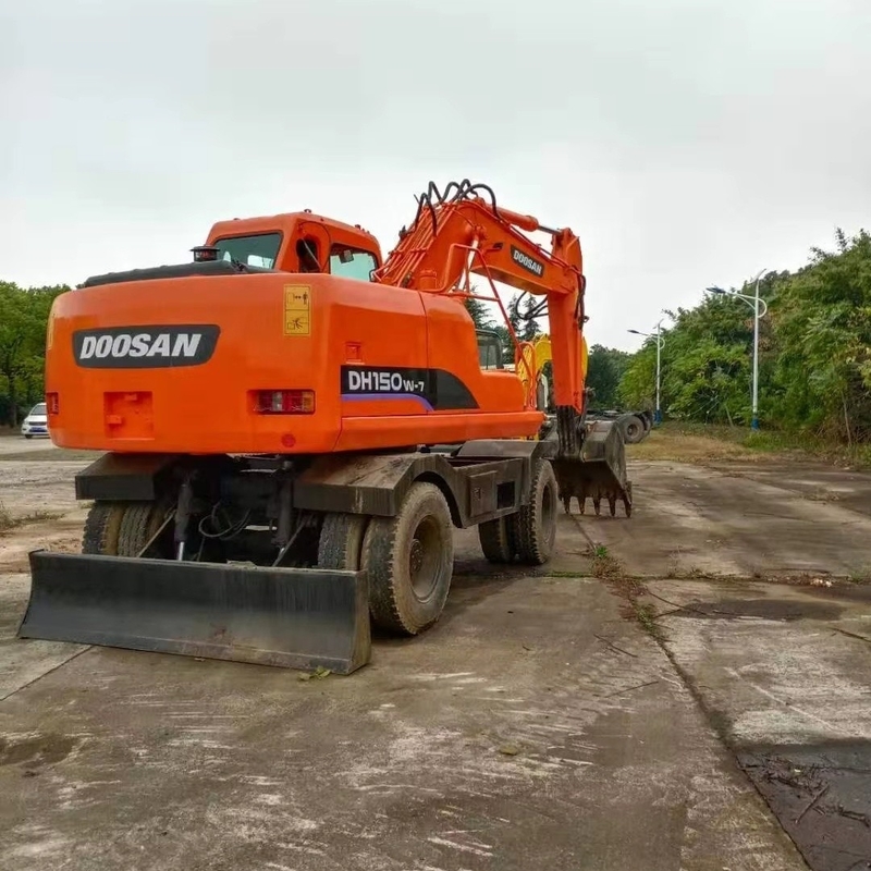 High Operating Efficiency Doosan DH150W-7 Used Tractor Excavator with Japan Engine